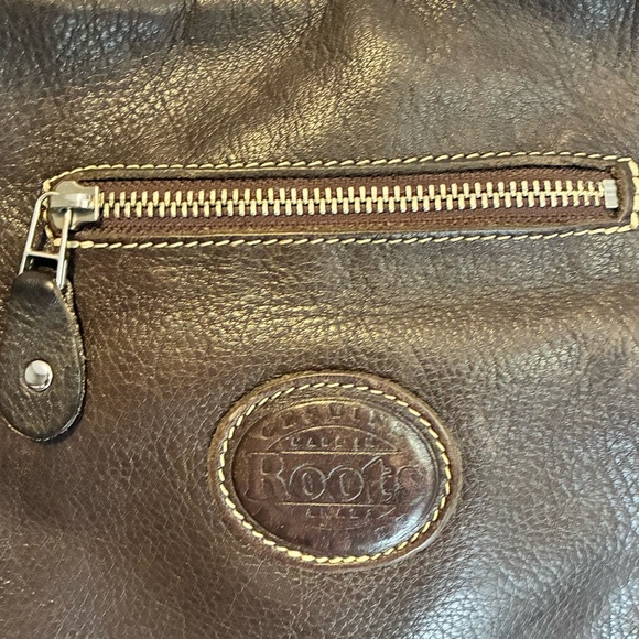 ROOTS Brown Leather Crossbody Bag - Picture 3 of 7
